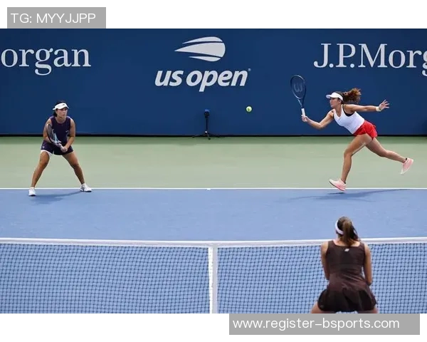 英超网球战术在武汉网球队进攻体系中的应用与发展探讨