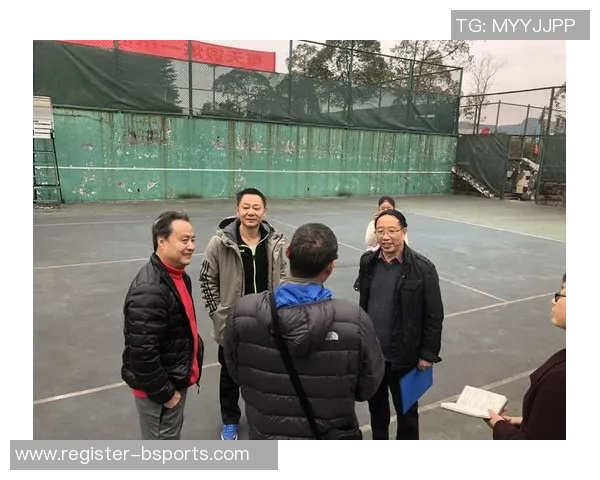 运动最新数据深圳网球队合作策略分析与提升团队默契的探讨